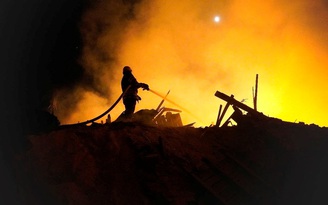 Chiến sự Ukraine ngày 529: Làn sóng tấn công dồn dập
