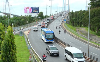 Ngày đầu nghỉ lễ 2.9: Giao thông qua các cửa ngõ về miền Tây thông thoáng