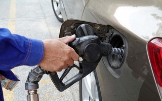 Giá xăng dầu hôm nay 10.9.2023: Xăng ngày mai thế nào sau 2 tuần lao dốc?