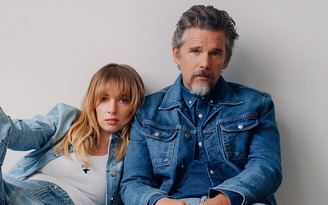 Tài tử Ethan Hawke đạo diễn cảnh nóng cho con gái