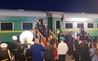 Xe lửa bọc thép hạng nặng đưa ông Kim Jong-un đến Nga