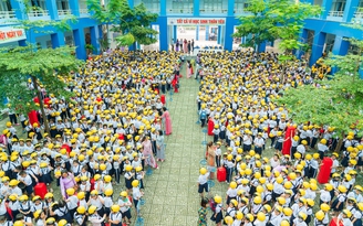 THISO Retail trao 6.500 mũ bảo hiểm đạt chuẩn cho học sinh quận Gò Vấp, Tân Bình