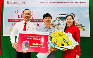 Trúng iPhone 14 Promax, chuyến du lịch châu Á nhờ mở tài khoản Agribank E-Mobile Banking