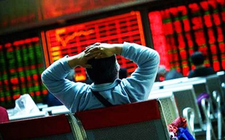 Cổ phiếu bất ngờ nằm sàn la liệt, VN-Index giảm gần 40 điểm
