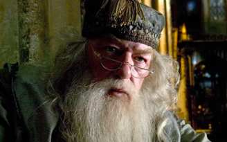 Cụ Dumbledore của loạt phim 'Harry Potter' qua đời
