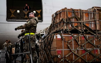Nhà Trắng cảnh báo tình hình viện trợ Ukraine đang rất 'thảm'