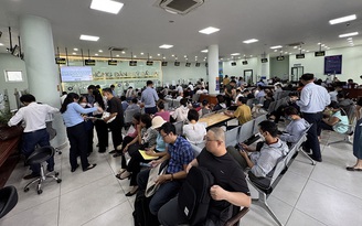 Lại đổ xô đi nộp hồ sơ để 'né' bảng giá đất mới