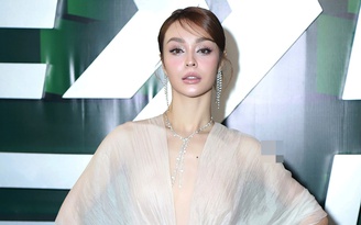 Ca sĩ MLee có giải thưởng đầu tiên sau khi thi Miss Universe Vietnam