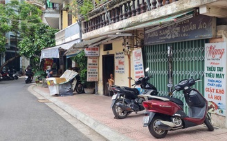 Những 'nghệ nhân vá may' ở Hà Nội
