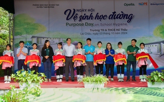 Long Châu cùng khách hàng chung tay mang đến môi trường học đường sạch sẽ, an toàn