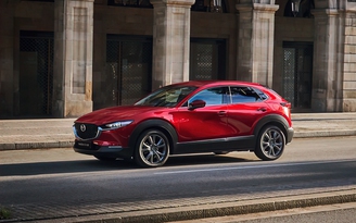 Bộ đôi SUV Mazda CX-3 và CX-30 hấp dẫn khách hàng trẻ tuổi