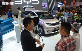 Mua ô tô mới, chọn xe điện hay xe hybrid?