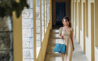 Thời trang da đà điểu, cá sấu Khatoco - sang trọng, tinh tế trong từng chi tiết Thời trang da đà điểu, cá sấu Khatoco - sang trọng, tinh tế trong từng chi tiết
