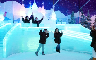 Ice Magic - Fantasy On Ice: Sân chơi băng tuyết độc đáo giữa lòng thành phố Ice Magic - Fantasy On Ice: Sân chơi băng tuyết độc đáo giữa lòng thành phố