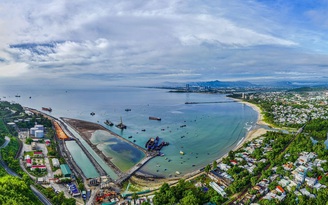 Lấn biển xây khu thương mại tự do ở vịnh Đà Nẵng là phù hợp