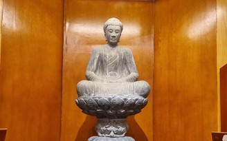 Chiêm ngưỡng tượng Phật A Di Đà thời Lý từng bị mất trộm phần đầu