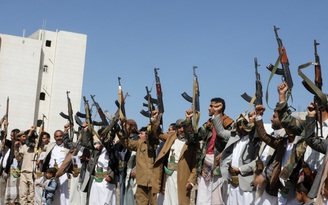 Houthi cắt 4 tuyến cáp ngầm; Mỹ có hành động mới?