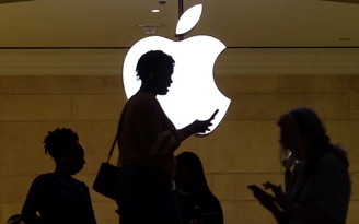 Apple bị kiện vi phạm luật chống độc quyền