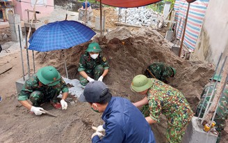 Quảng Bình: Đào móng xây nhà, phát hiện hài cốt liệt sĩ cùng nhiều di vật
