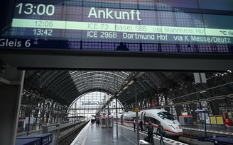 Giao thông đường sắt, hàng không ở Đức tê liệt vì đợt đình công mới