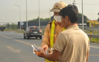 Bộ Công an đề xuất CSGT không công khai 'chuyên đề', người dân giám sát thế nào?