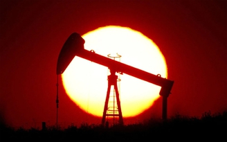 Giá xăng dầu hôm nay 15.4.2024: Tăng trước nguy cơ căng thẳng leo thang ở Trung Đông