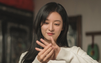 Mỹ nhân Kim Ji Won bùng nổ với 'Nữ hoàng nước mắt'