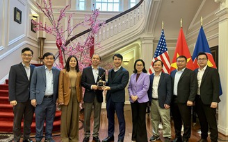 Đại sứ Việt Nam tại Mỹ hoan nghênh đoàn đại biểu T.Ư Đoàn