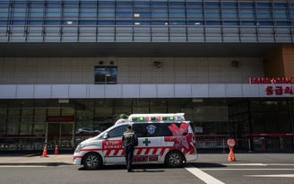 Giáo sư y khoa đình công vì mệt mỏi, 50 bệnh viện Hàn Quốc bị ảnh hưởng