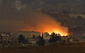 Hy vọng đàm phán ngừng bắn lóe lên giữa bom đạn Gaza