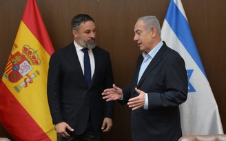 Nghị sĩ cực hữu Tây Ban Nha gây tranh cãi vì đến Israel giữa căng thẳng