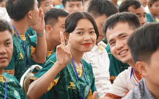 VRG lần đầu tổ chức hội thao cho công nhân viên tại Campuchia