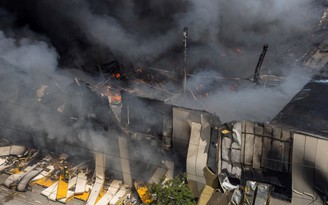 Chiến sự Ukraine ngày 852: Nhà kho Odessa cháy lớn, EU 'lách luật' để hỗ trợ Kyiv?