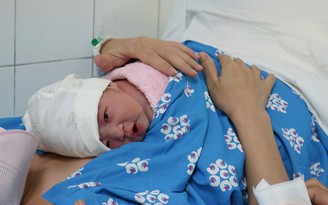 Mức sinh của phụ nữ Việt Nam giảm thấp nhất trong lịch sử