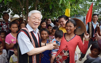 Tổng Bí thư Nguyễn Phú Trọng trong lòng đồng bào Tây nguyên