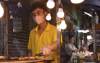 Khảo sát phố ẩm thực Hồ Thị Kỷ: Thiếu bãi giữ xe, nhà vệ sinh và thùng rác
