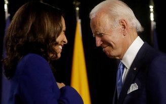 Tổng thống Biden tặng quà cho bà Harris qua thỏa thuận trao đổi tù nhân với Nga?