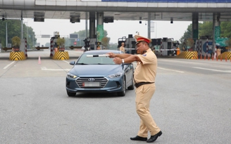 Đề xuất 'thưởng' tối đa 5 triệu đồng cho người báo tin vi phạm giao thông