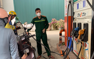 Giá xăng dầu đồng loạt giảm sâu từ 15 giờ hôm nay 8.8