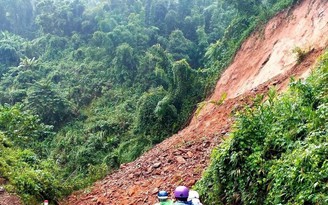 Nguy cơ xảy ra lũ quét, sạt lở ở các vùng núi tỉnh Quảng Nam