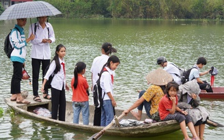 Gian nan tìm chữ mùa 'treo cống'