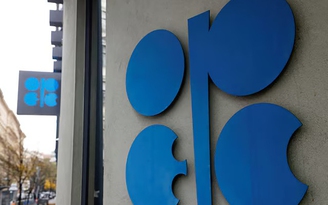 OPEC đảo chiến lược để hạ giá dầu?