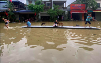 Lũ sông Cầu vượt báo động khẩn cấp, Thái Nguyên sơ tán gần 2.000 hộ dân