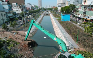 Hồi sinh con kênh Hàng Bàng ô nhiễm bậc nhất TP.HCM