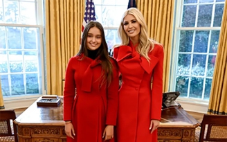 Vẻ duyên dáng, thanh lịch của Ivanka Trump và con gái