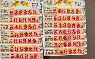 Khách trúng độc đắc 16 tờ xổ số miền Nam, đại lý đổi thưởng hàng chục tỉ