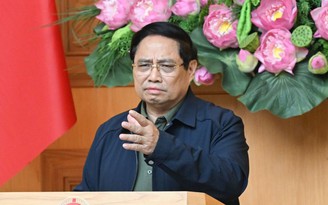 Thủ tướng họp khẩn về ứng phó, khắc phục hậu quả mưa lũ miền Trung