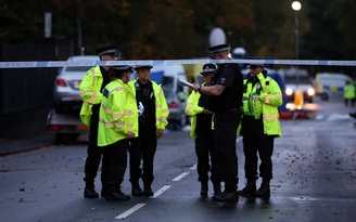 Cảnh sát Anh bắn nhầm nạn nhân khi ngăn vụ tấn công khủng bố