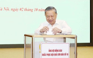 Bộ Chính trị chỉ đạo khắc phục hậu quả bão số 10