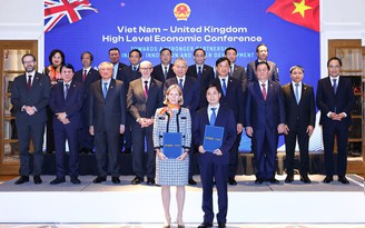 Việt Nam tăng cường tiếp cận thuốc, vắc xin mới và kiến thức sản xuất từ Anh